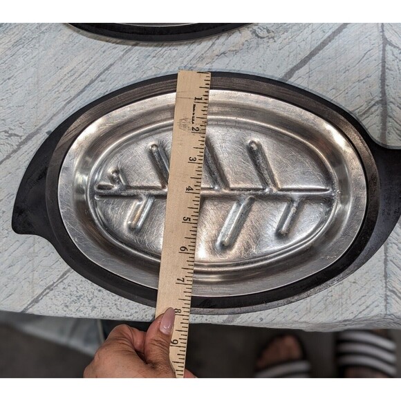 Vintage Nordic Ware Metal Steak Plates With Black Platter Tray #1112 set of 2 - Picture 8 of 8